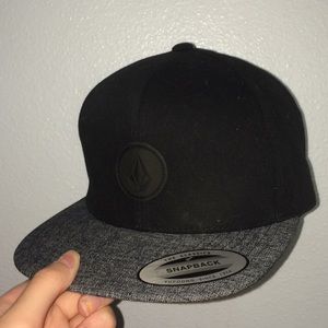 Volcom SnapBack hat